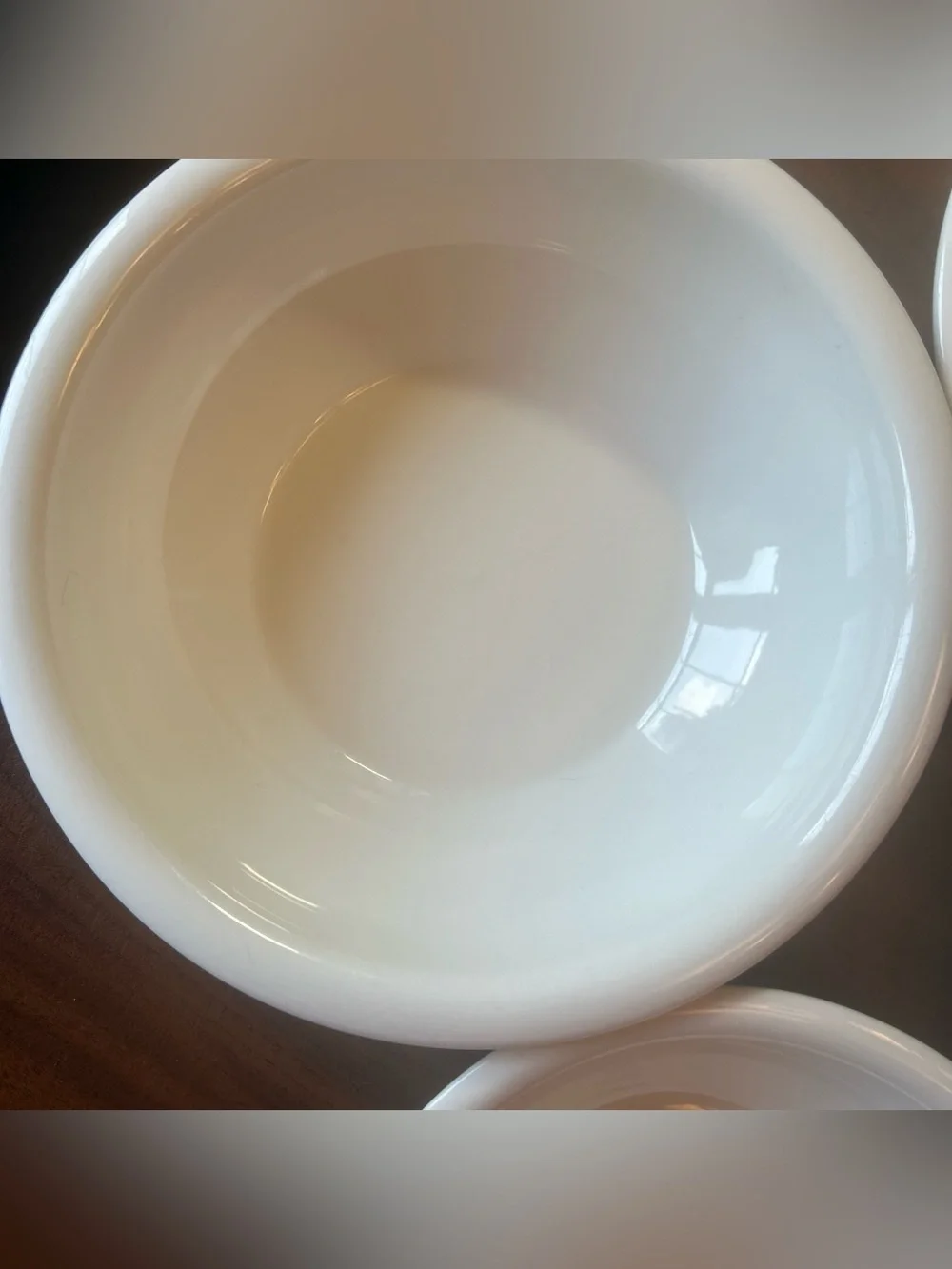 Pier 1 Imports White Farmhouse Nesting Mixing Bowls  (4)